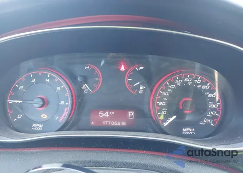 2015 Dodge Dart Sxt z USA, uszkodzony, nr VIN 1C3CDFBB5FD302103